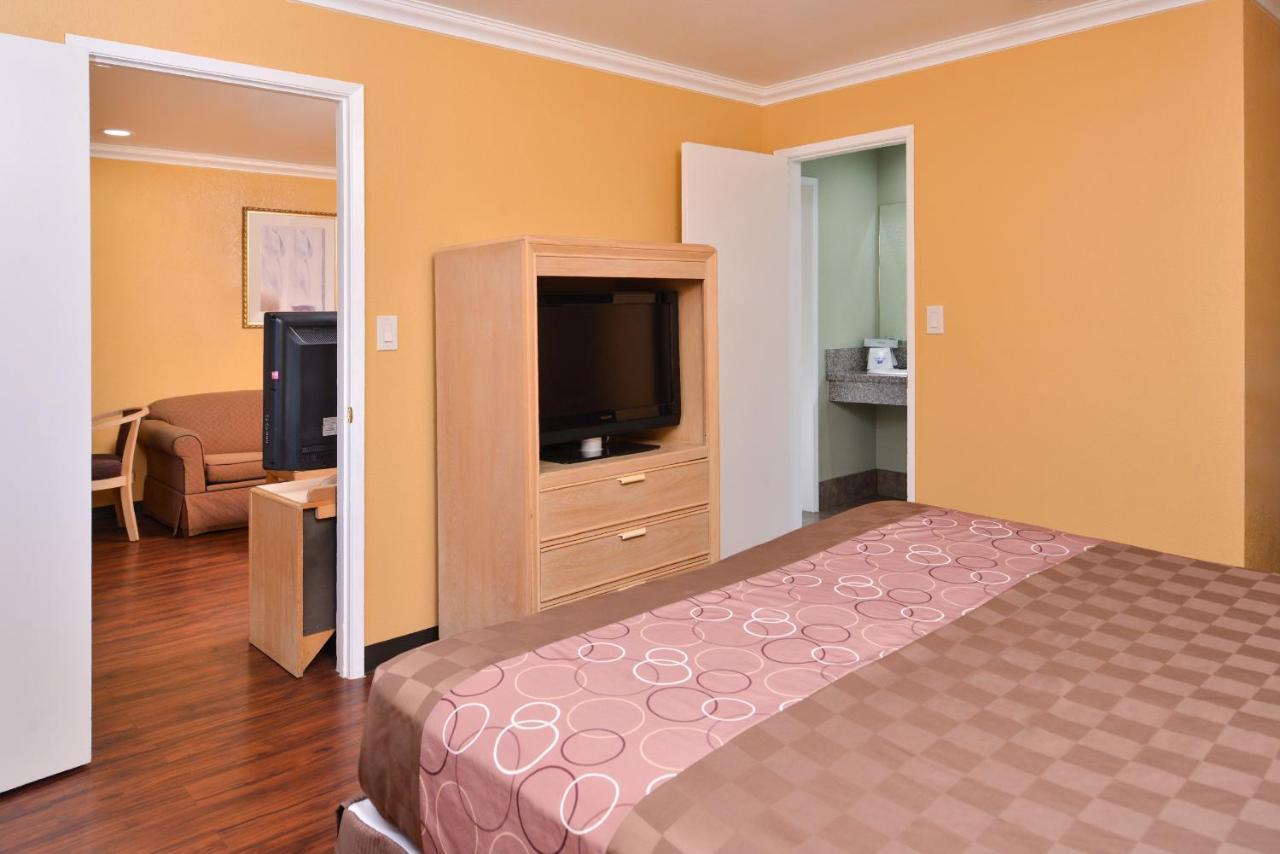 Americas Best Value Inn And Suites Clearlake Zewnętrze zdjęcie