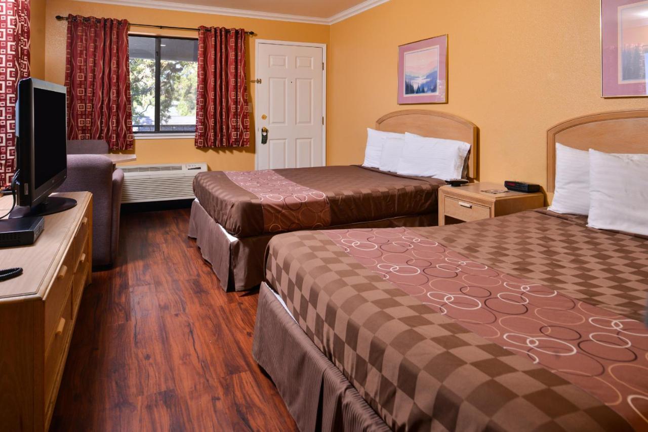 Americas Best Value Inn And Suites Clearlake Zewnętrze zdjęcie