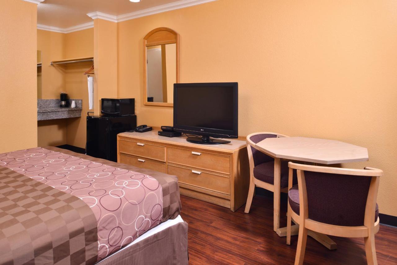 Americas Best Value Inn And Suites Clearlake Zewnętrze zdjęcie